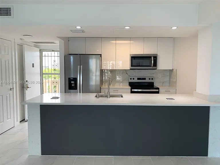 2980 Point East Dr #D508 — Photo 4