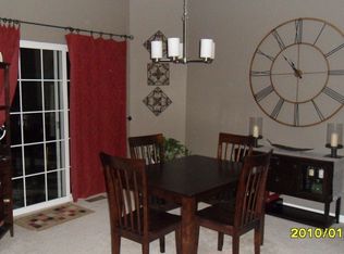 293 Bent Grass Cir, Dekalb, IL 60115