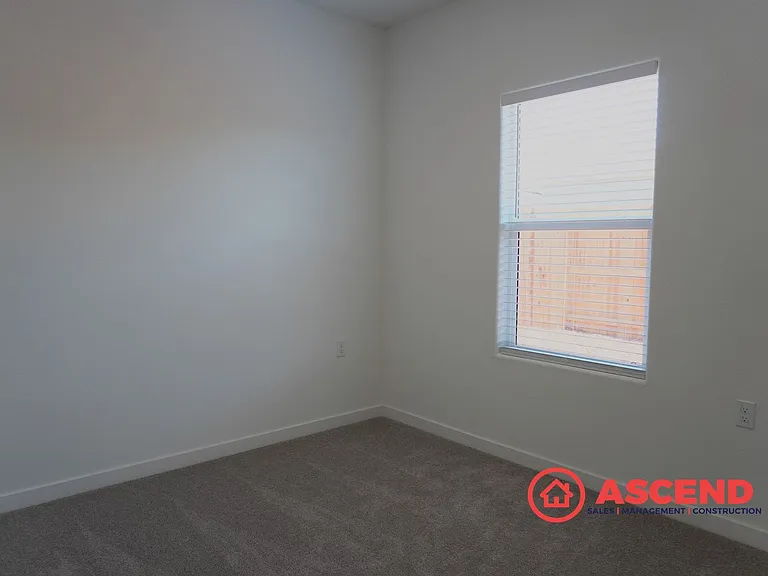 8206 Wandesford Dr — Photo 7