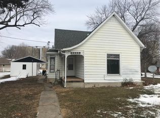 817 Freeman St, Dexter, IA 50070