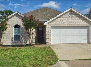 3210 Guiding Light Dr, Dallas, TX 75228