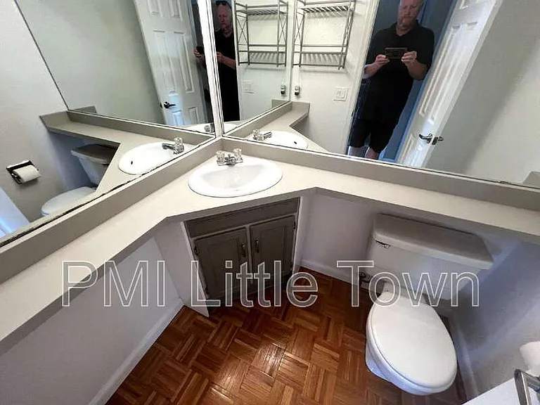 10772 W Berry Ave — Photo 33