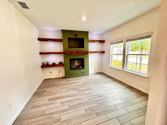 5th image of 7378 Rock Brook Dr