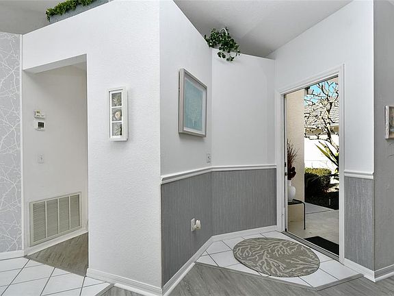 5th image of 2049 Matecumbe Key Rd