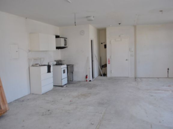 4th image of 616 Court St #4