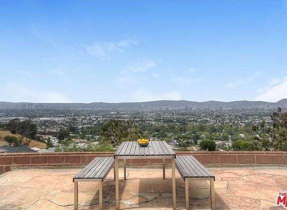 4th image of 5269 El Mirador Dr