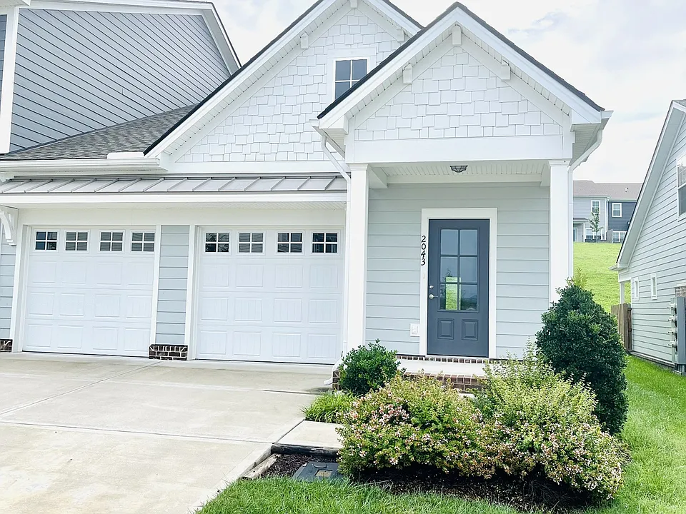 2043 Blueberry Ln