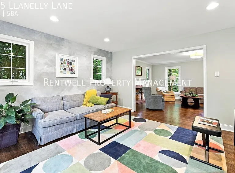 805 Llanelly Ln — Photo 14