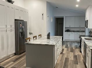 941 Ridgeway Ct, Orange Park, FL 32065