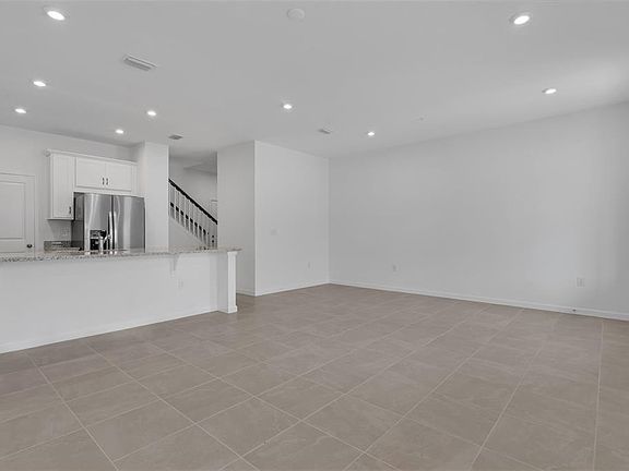 5th image of 3239 Gardenia Reserve St