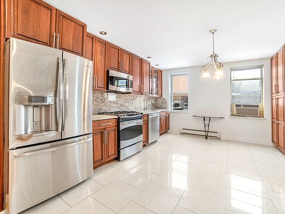 3rd image of 300 Court St Floor 2