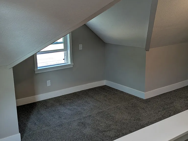 210 Berkshire Rd — Photo 23