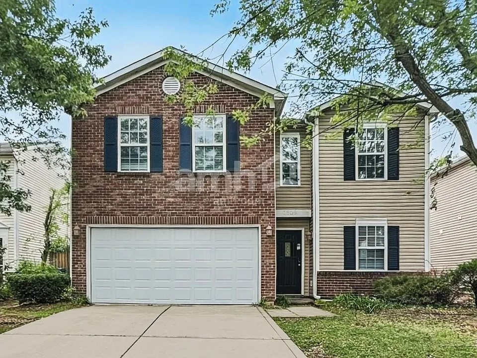 1909 Southernwood Ln