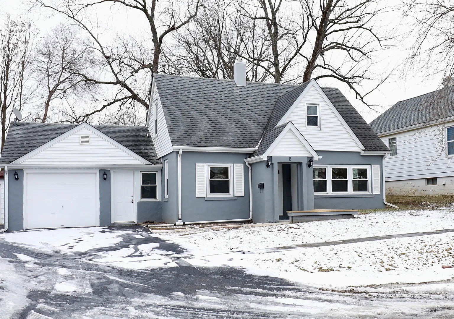 8 Peale St photo 1