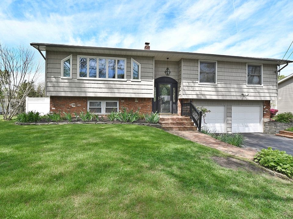 38 Lisa Drive