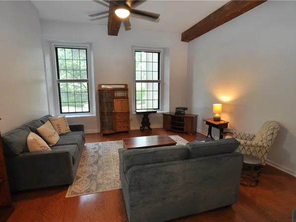 15 Higgins St APT 121, Smithfield, RI 02917