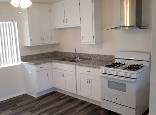 1032 W Bishop St APT F, Santa Ana, CA 92703