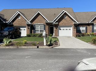 206 River Garden Ct, Sevierville, TN 37862