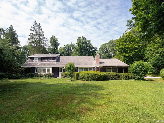 3rd image of 209 Southdown Road