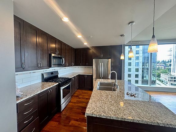 3rd image of 10650 NE 9th Pl Unit 1524