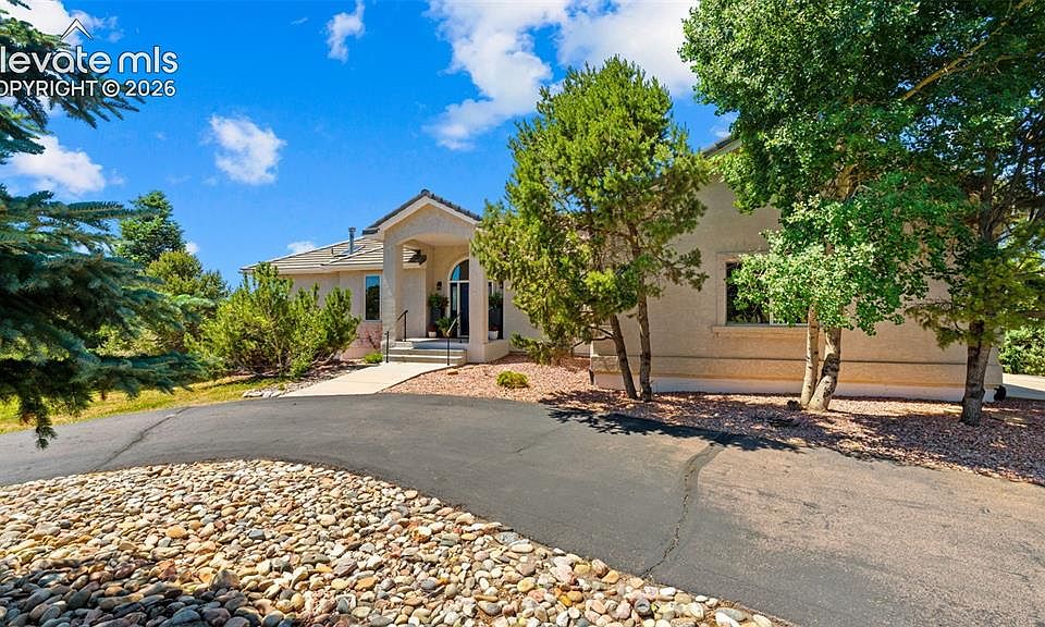 1st image of 830 Lake Woodmoor Dr