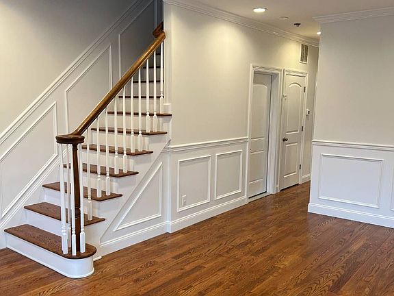 4th image of 39 Otsego St