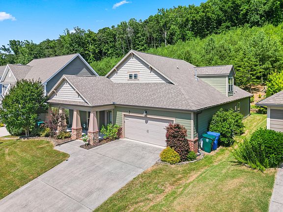 2nd image of 5417 Bungalow Cir
