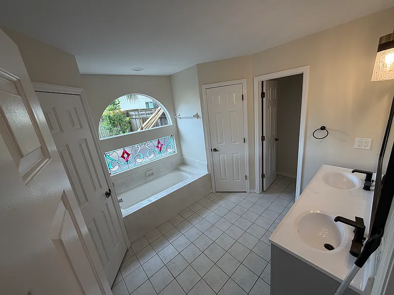 276 E Long Creek Cv — Photo 10