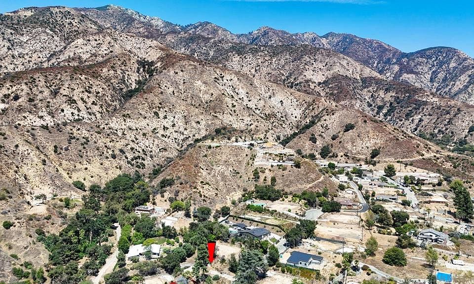 1st image of 437 Devonwood