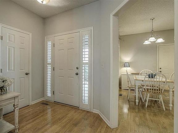 5th image of 6313 W 145th St