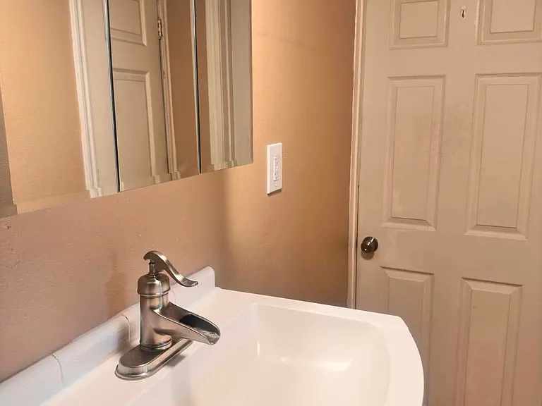 1175 N 950 W — Photo 9