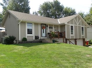19005 E 14th St N, Independence, MO 64056