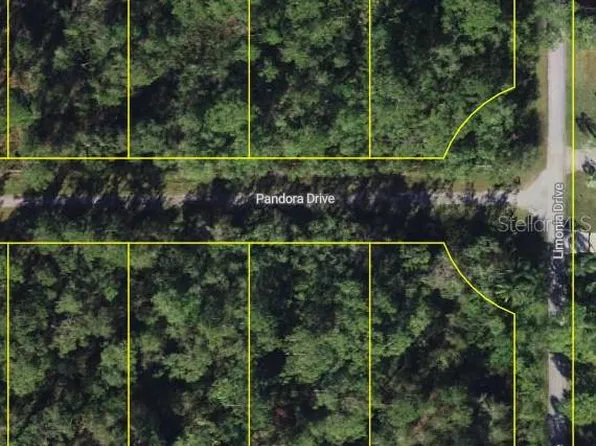 203 Pandora Dr #23, Indian Lake Estates, FL 33855