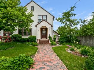 37 Eunice Ave, Worcester, MA 01606