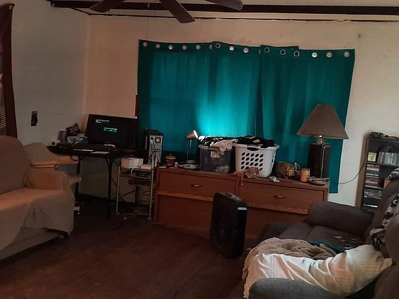 5th image of 155 Stanford St