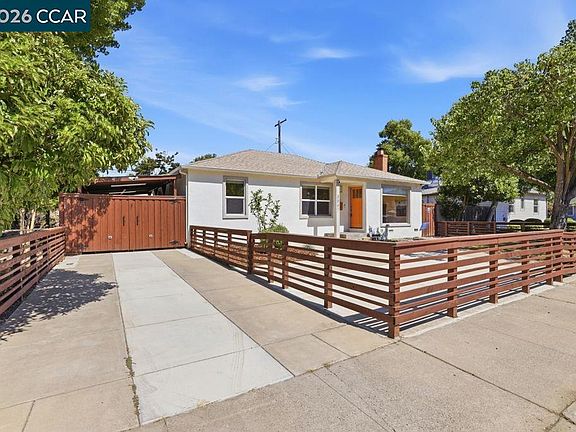 2nd image of 3561 Sophia Way