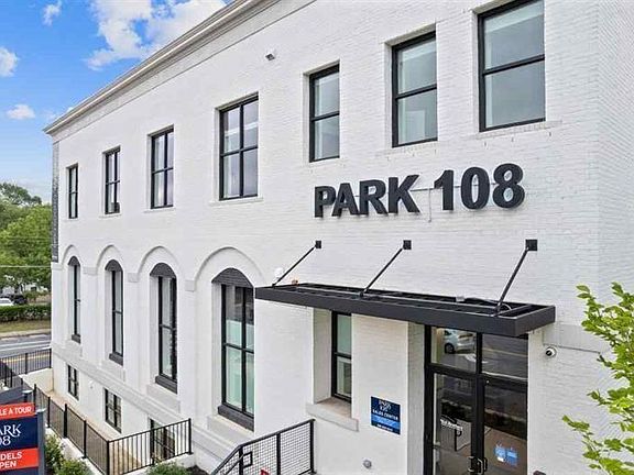 3rd image of 108 Park Pl Unit 103