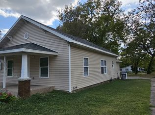 1035 N Johnston Ave, Springfield, MO 65802