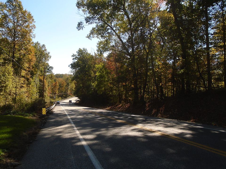 2nd image of 391 Lancaster Pike