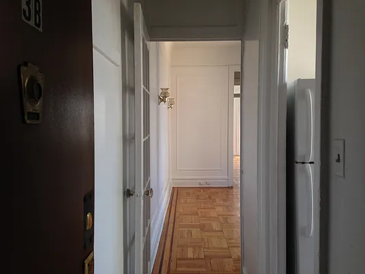 Rented by Golden Tower Realty | media 14