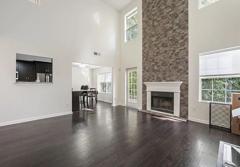 2369 Charleston Pointe — Photo 11
