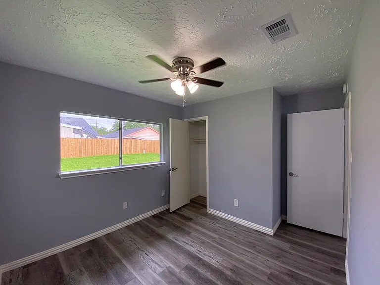 3510 Mattingham Dr — Photo 10