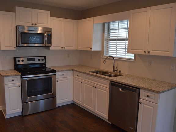 4th image of 503 Cambridge Way