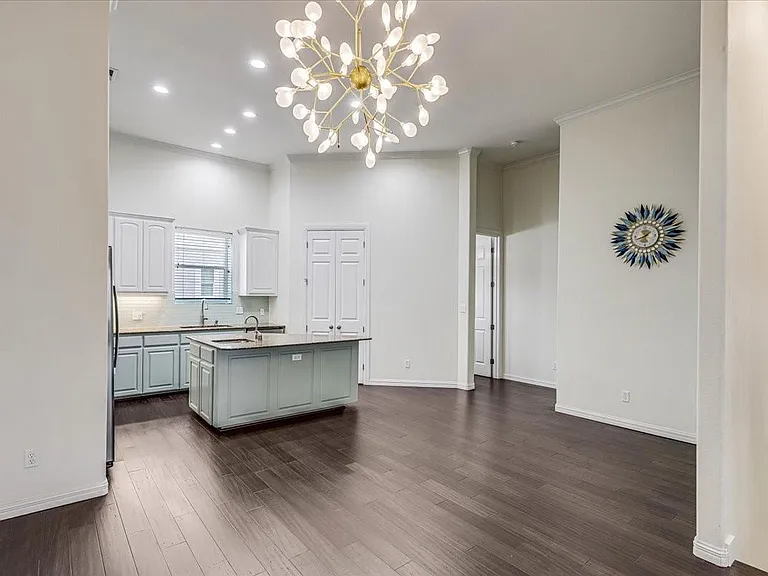 14910 Leeward Dr #304 — Photo 16