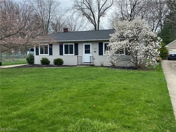 24269 Ambour Dr, North Olmsted, OH 44070