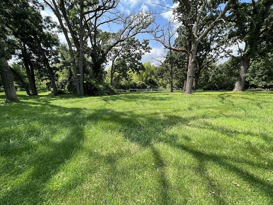 2nd image of 12340 Oakcrest Dr