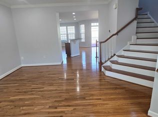 11935 Little Seneca Pkwy, Clarksburg, MD 20871