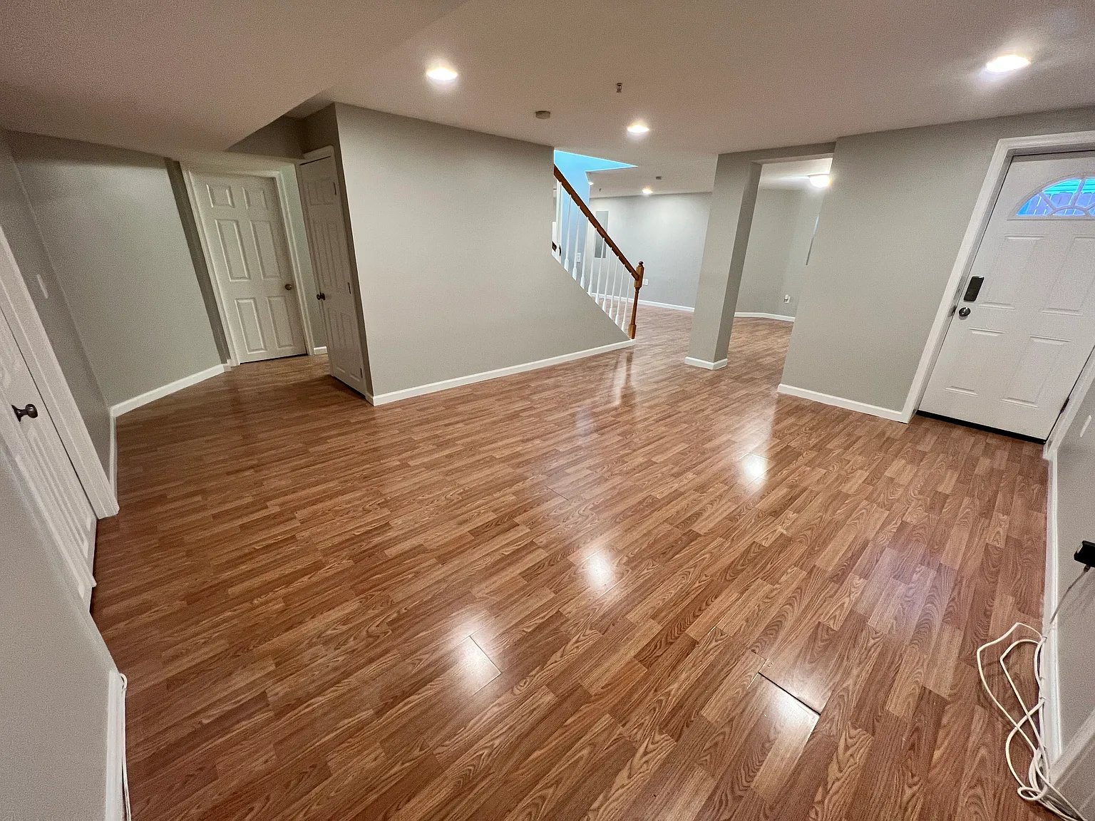 2 bed, 1500 sqft, $2,200 — Photo 2