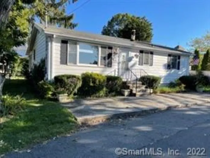 Parker Place, Branford — Photo 4