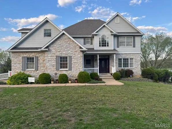101 W Lakeview Dr, De Soto, MO 63020